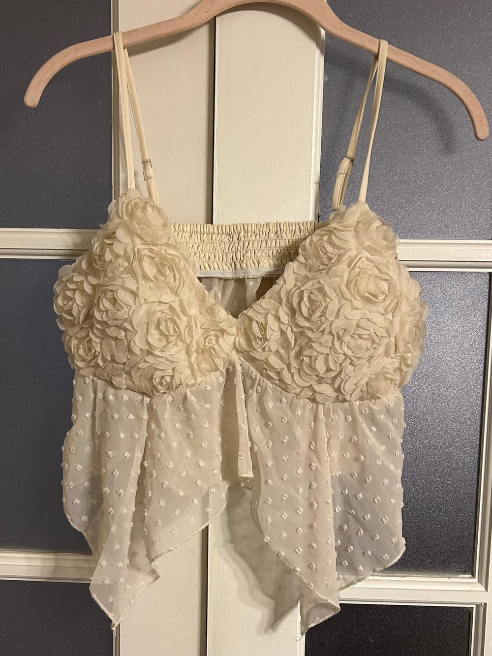Women’s Cream Floral Appliqué Chiffon Crop Top